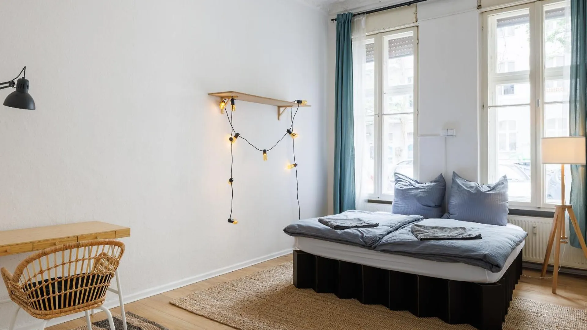Charming Room In Shared Apartment In Berlin-Kreuzberg